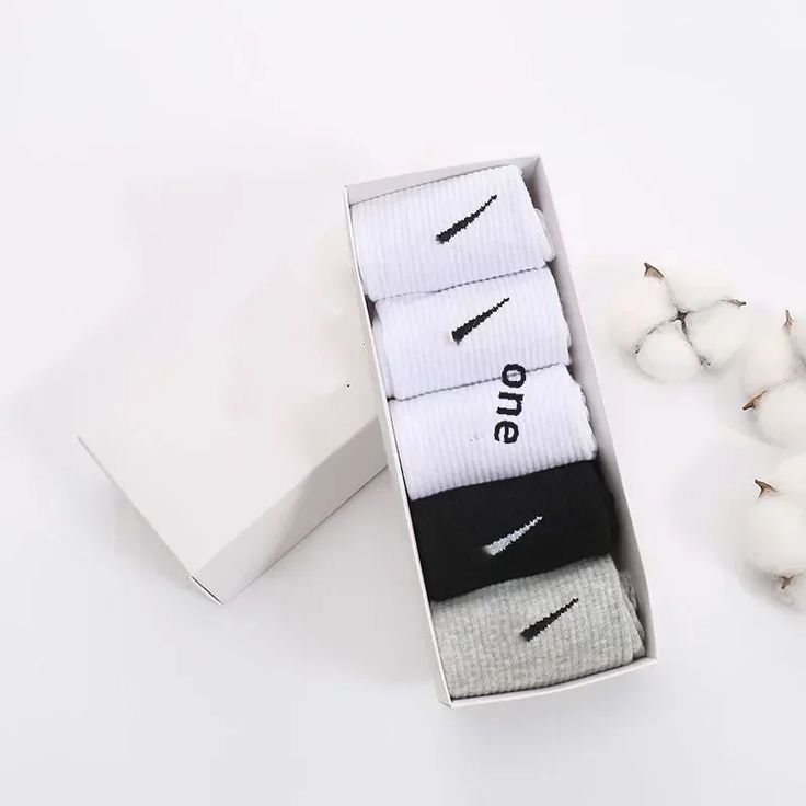 Baumwolle Sport Pop-Socken Trendy Marke Männer Frauen Mid-High Socken Kurze Lange Socken Geschenk in 2025 | Pop socks, Long socks, Sock gifts